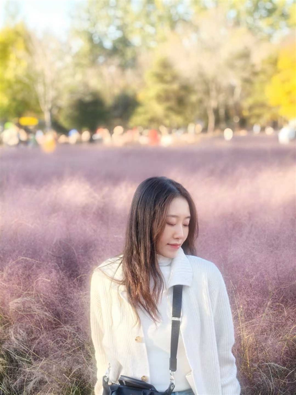 美女产品经理打造OPPO Find X8 Ultra：最美Ultra