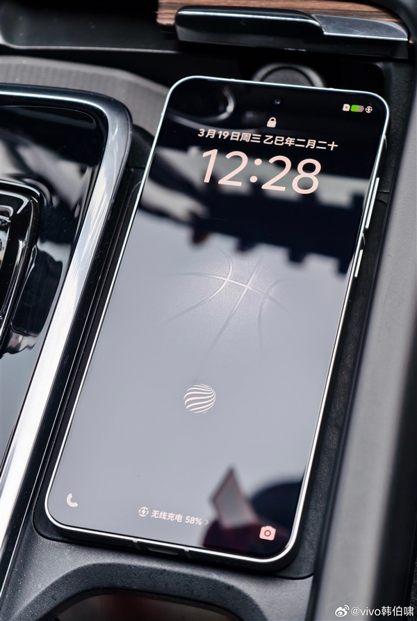 最强天玑直屏！vivo X200S真机首次公布