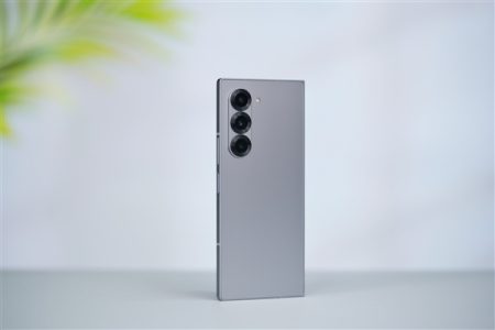 2亿像素将融入折叠屏！曝三星Galaxy Z Fold 7要用S25 Ultra同款主摄