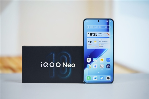 最强2K直屏手机！iQOO Neo10 Pro+图赏